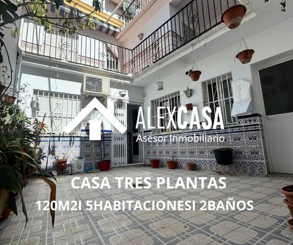 Casa-chalet en Venta en Cabra