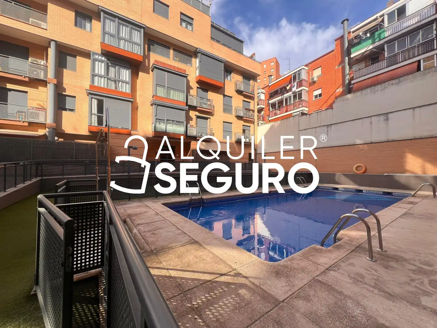 Piscina de Pis de lloguer en Madrid amb Aire condicionat, Calefacció i Piscina