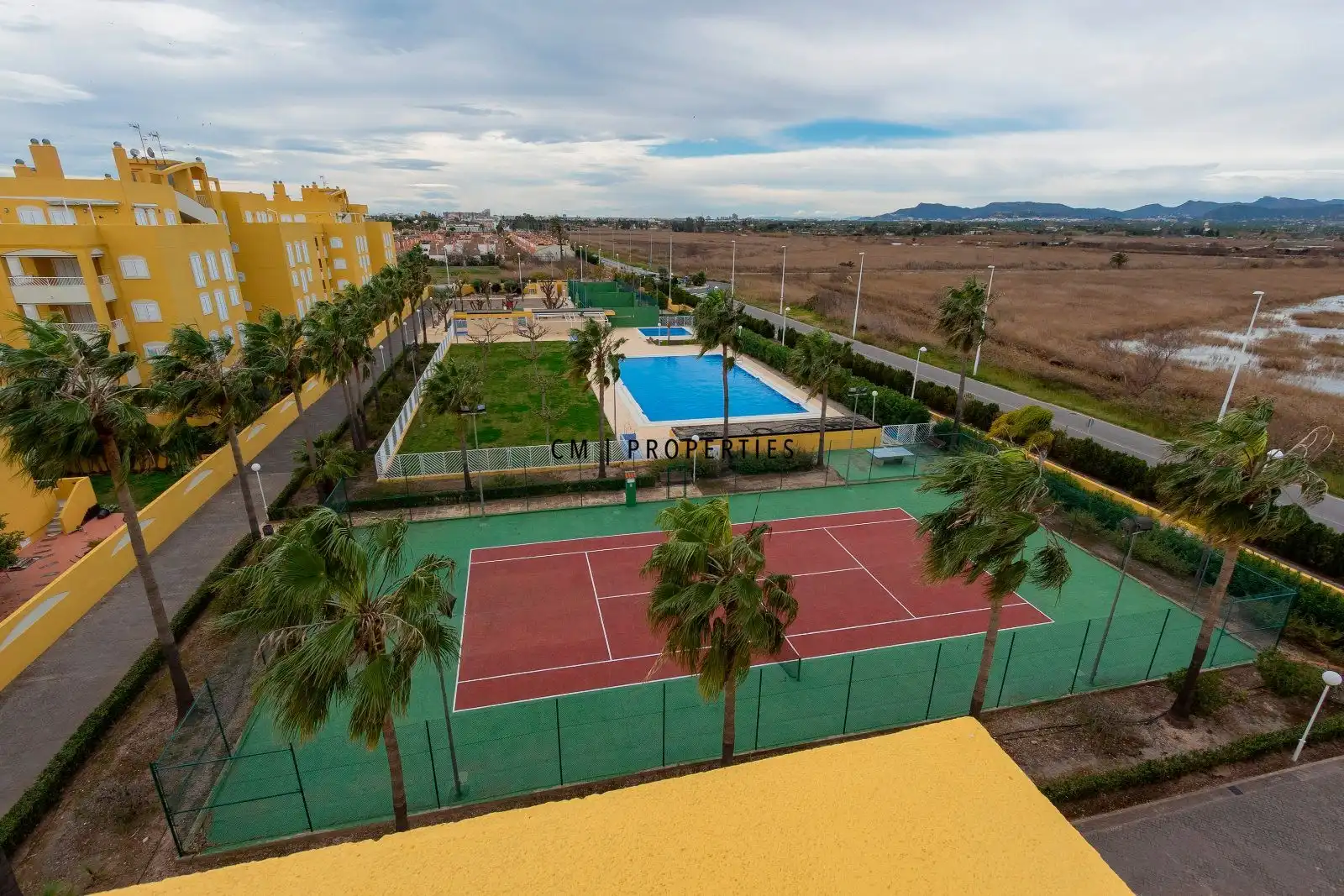 Attic for rent in Salines, de Les, Corinto - Almarda