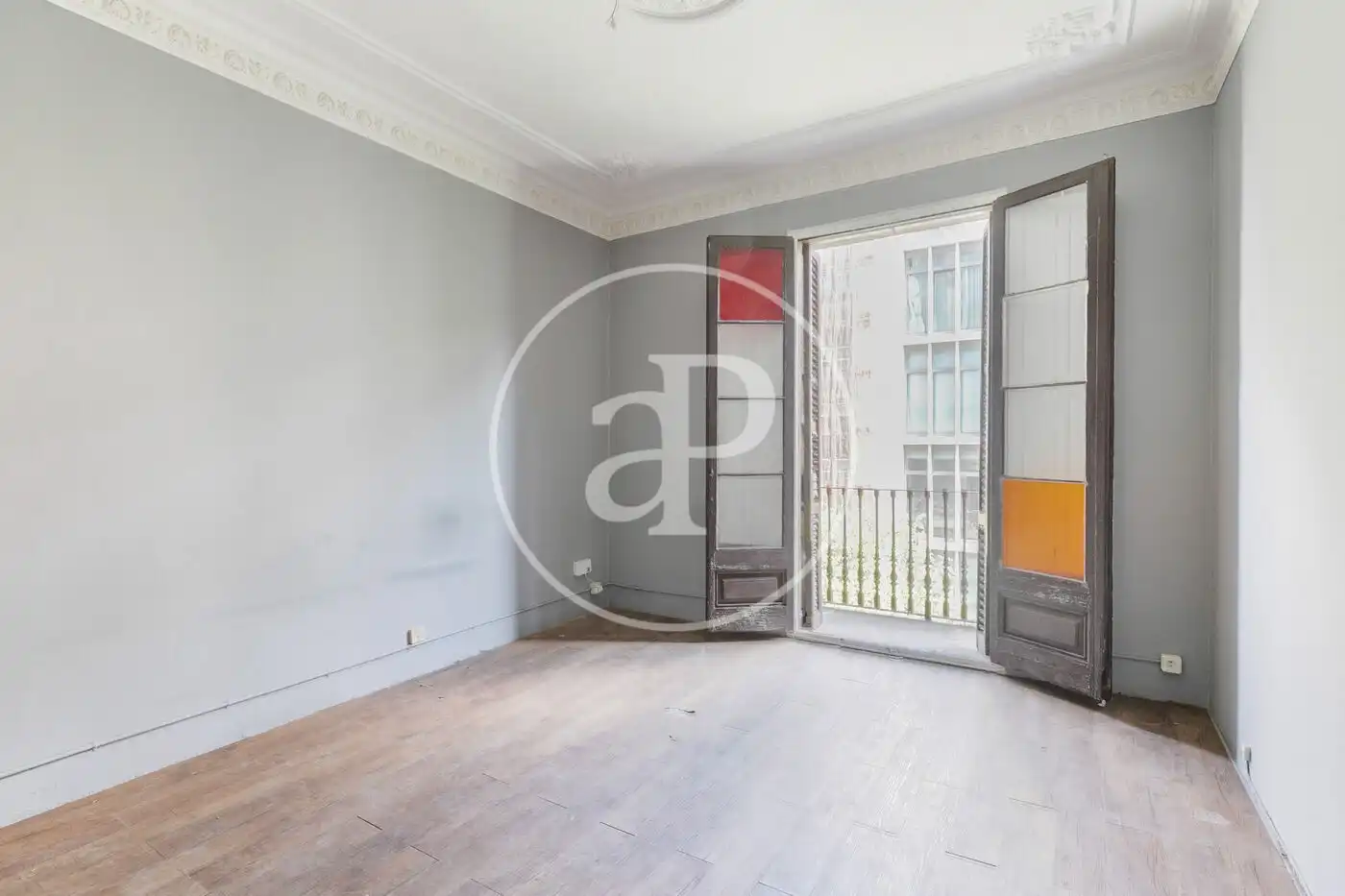 Habitación de Piso en venta en Barcelona con Calefacción y Balcón