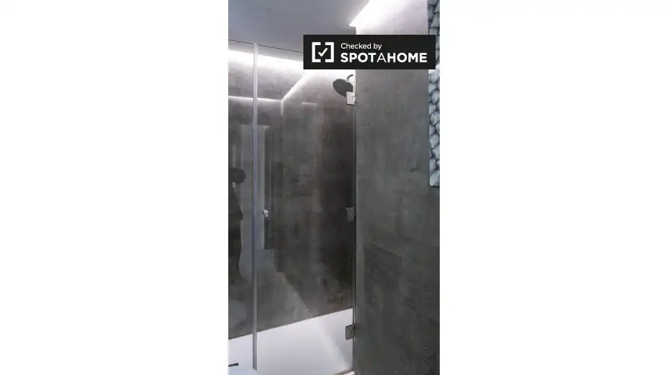 Appartamento con terrazza in affitto a Centro, imagen 14