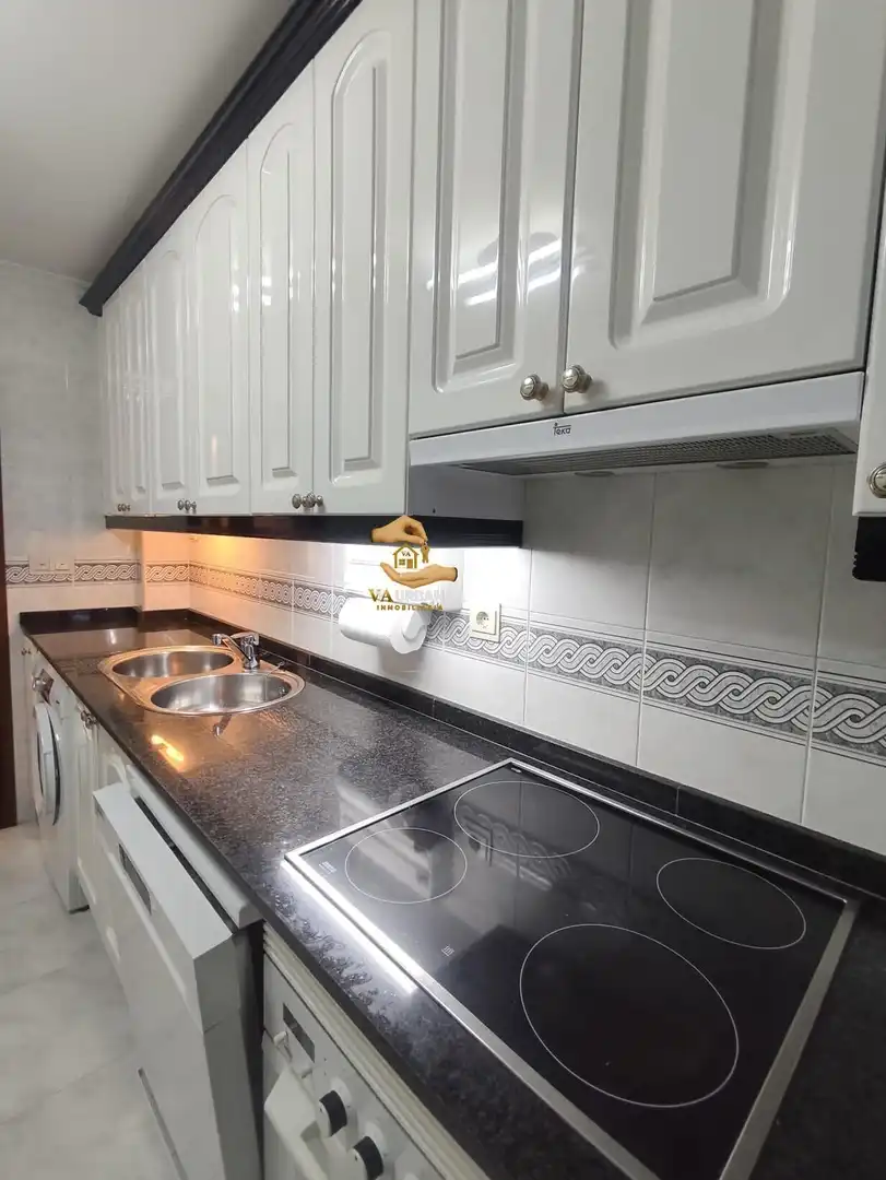 Küche von Wohnung zur Miete in Salamanca mit Heizung, Terrasse und Abstellraum