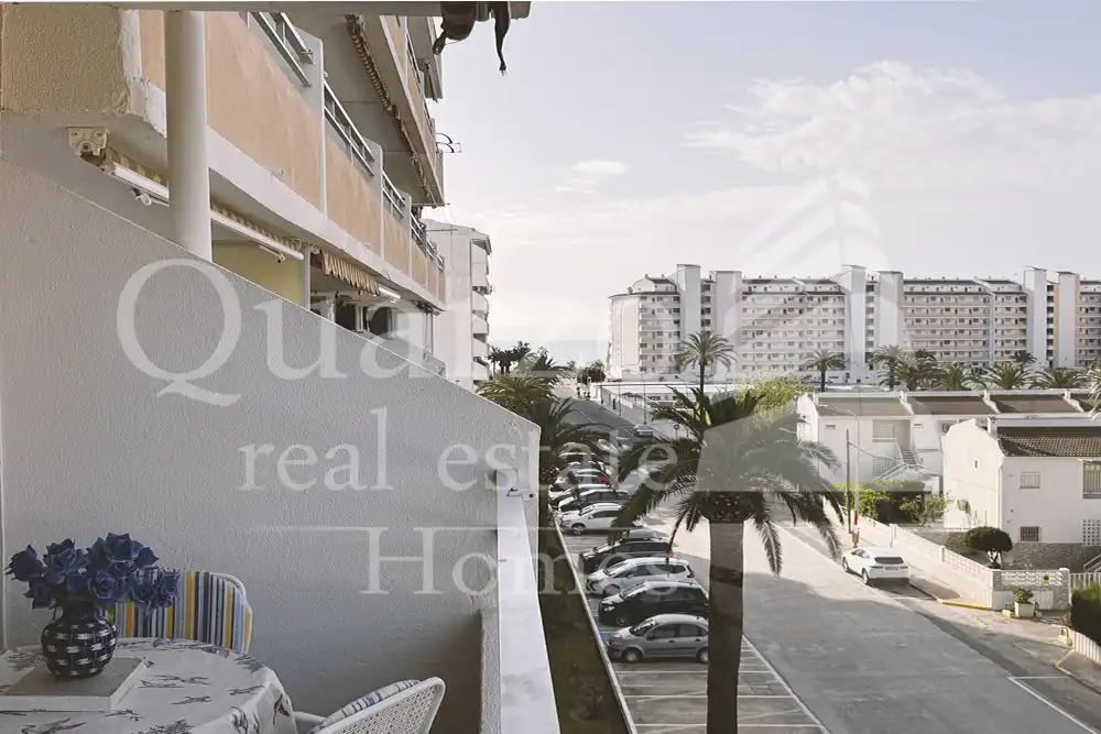 Vista exterior de Apartamento en venta en Peñíscola / Peníscola con Aire acondicionado, Calefacción y Amueblado