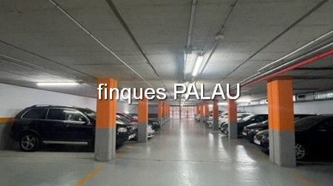 Foto 3 de Garaje en venta en Centre, Sant Just Desvern