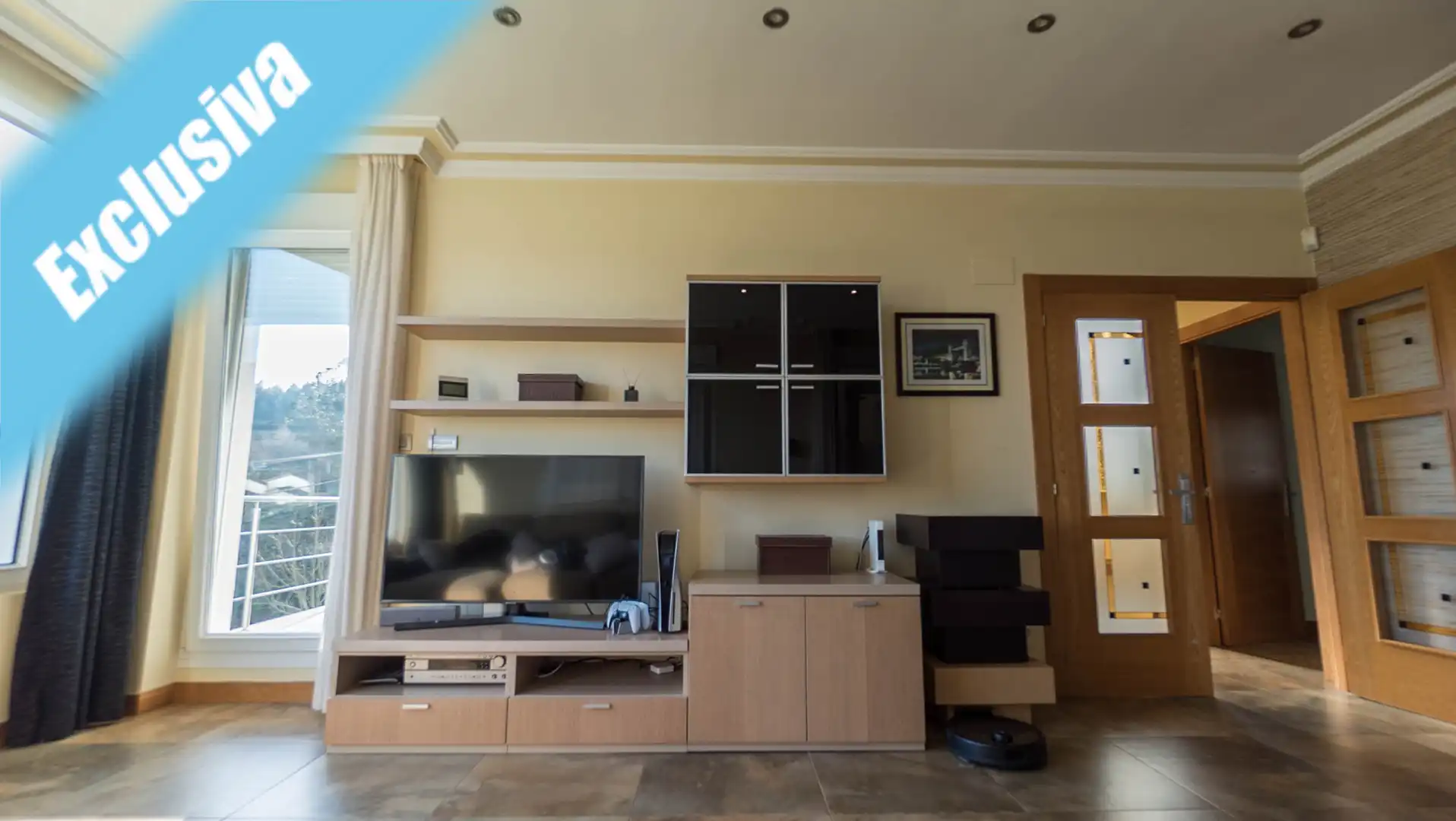 Living room of Houses for sale in Bárcena de Cicero  with Air Conditioner, Heating and Private garden
