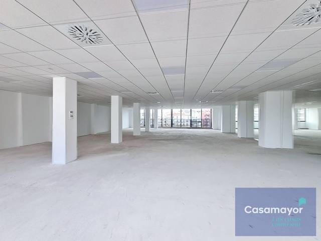 Oficina en Alquiler en Ensanche - Diputación