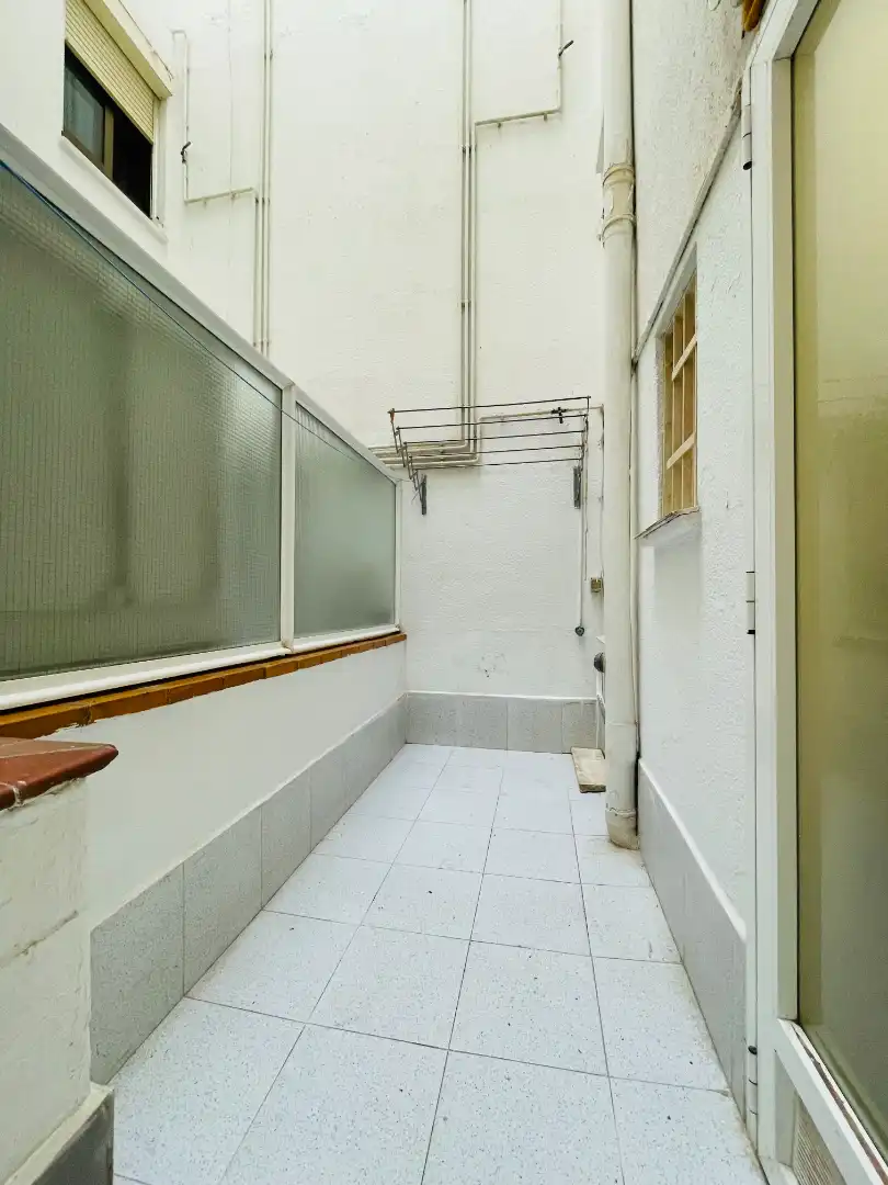 Flat for rent in Corbera de Llobregat  with Oven