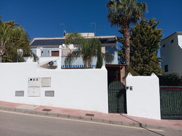 Haus mit Pool zum Verkauf in Los Collados-Los Geraneos