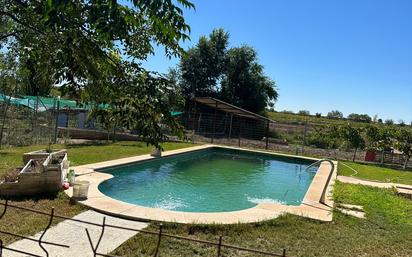 Swimming pool of House or chalet for sale in La Puebla de Almoradiel  with Air Conditioner, Terrace and Swimming Pool