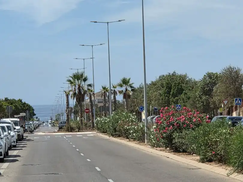 Vista exterior de Pis en venda en  Almería Capital amb Terrassa
