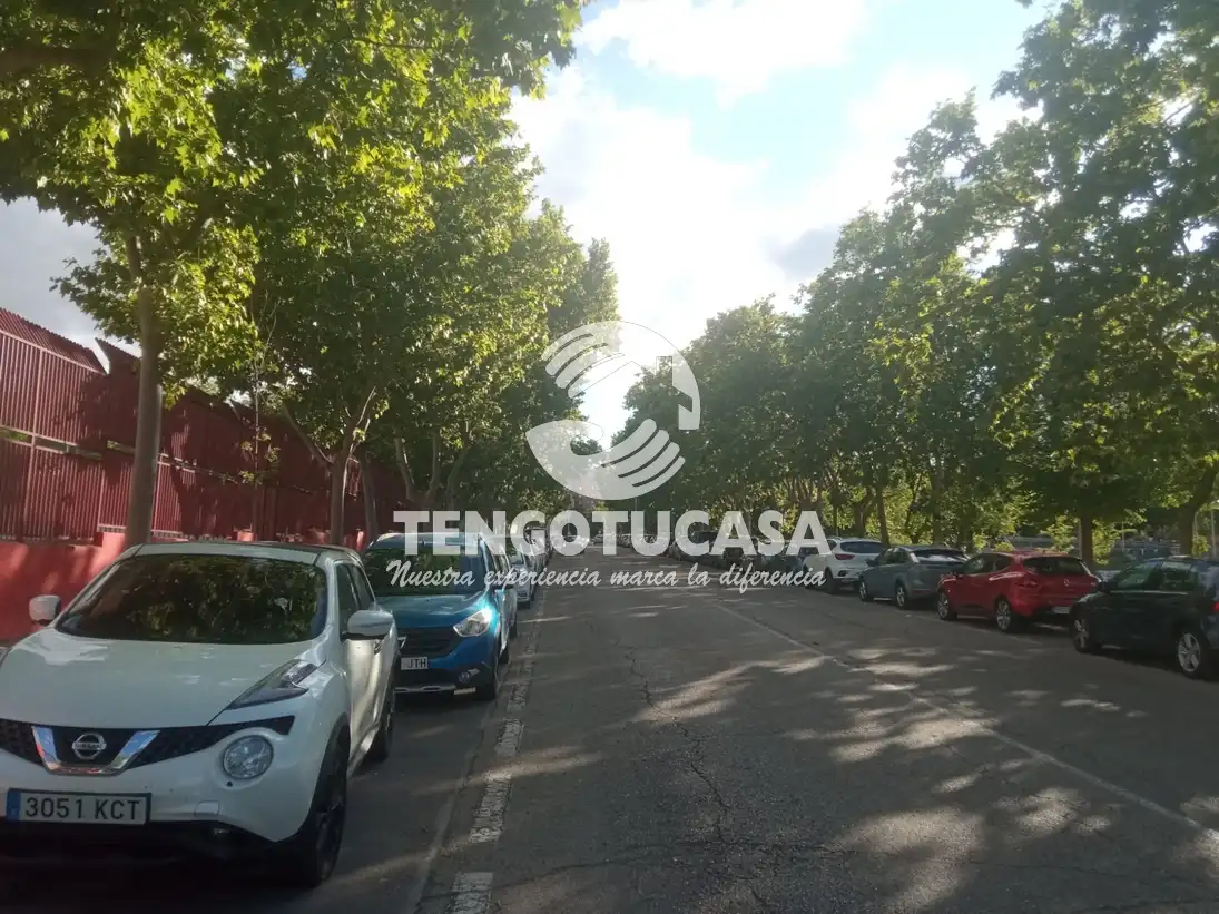 Parking de Piso en venta en Madrid con Aire acondicionado, Calefacción y Terraza