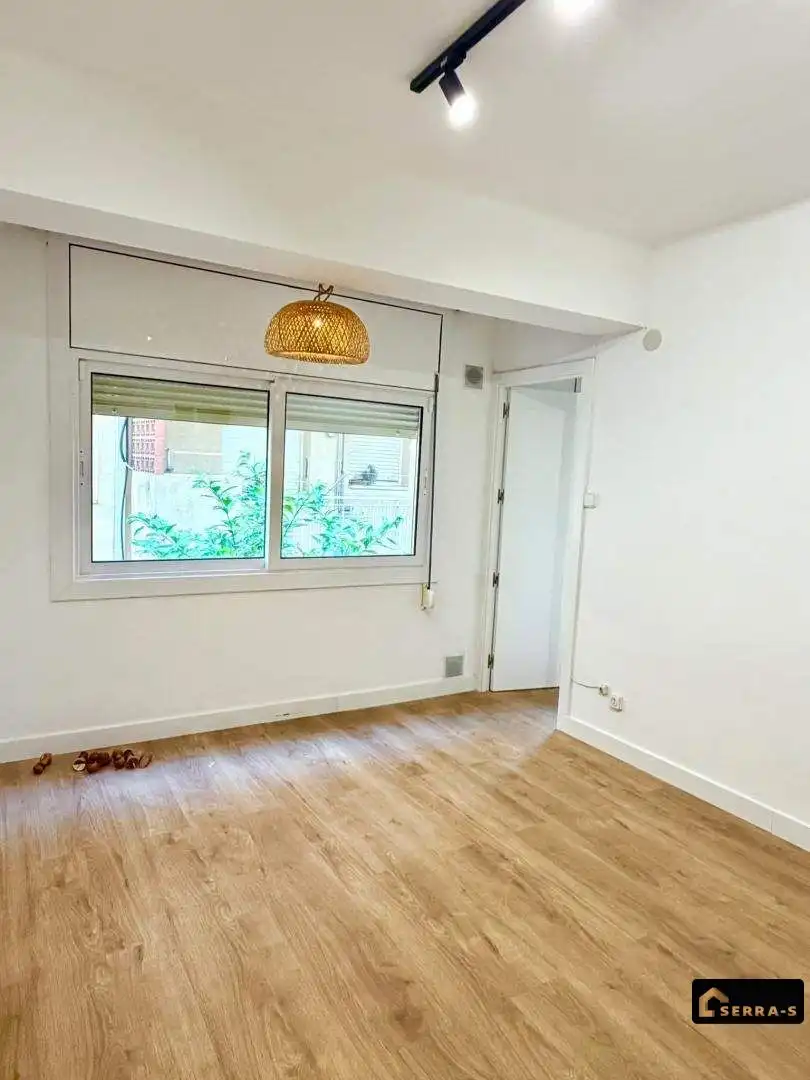 Wohnung mit Terrasse zum Verkauf in Carrer de Tarragona, imagen 4