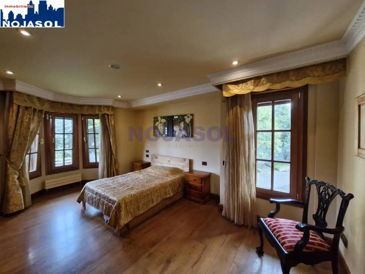 Habitación de Casa o chalet en venta en Noja con Aire acondicionado, Calefacción y Jardín privado