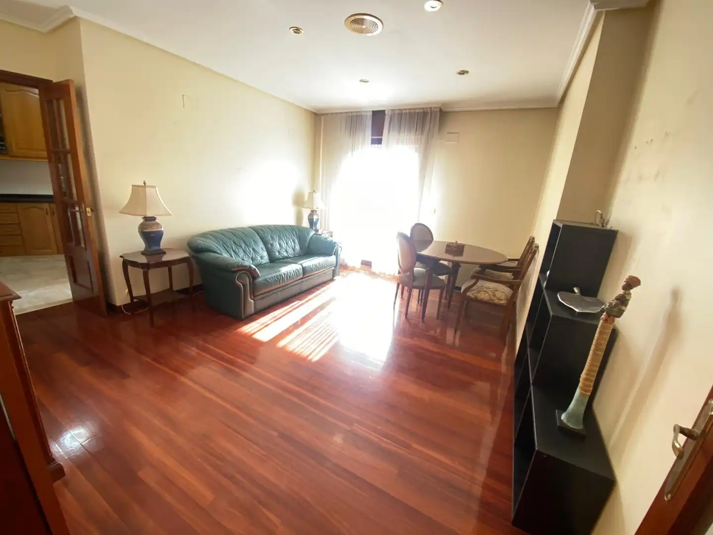 Sala de estar de Piso en venta en Castro-Urdiales
