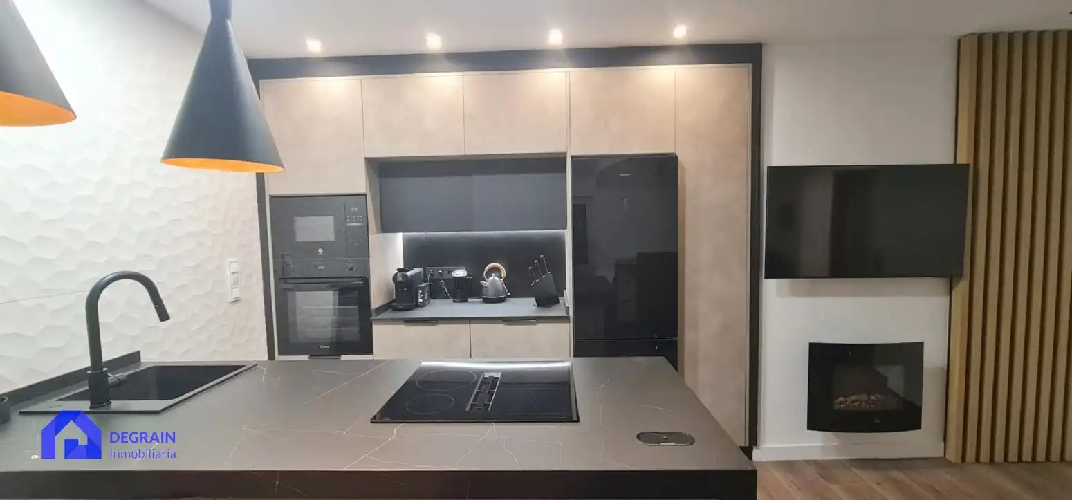 Kitchen of Flat for rent in Oviedo   with Furnished