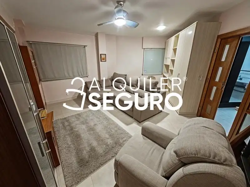 Sala de estar de Piso de alquiler en Cartagena con Aire acondicionado, Calefacción y Amueblado