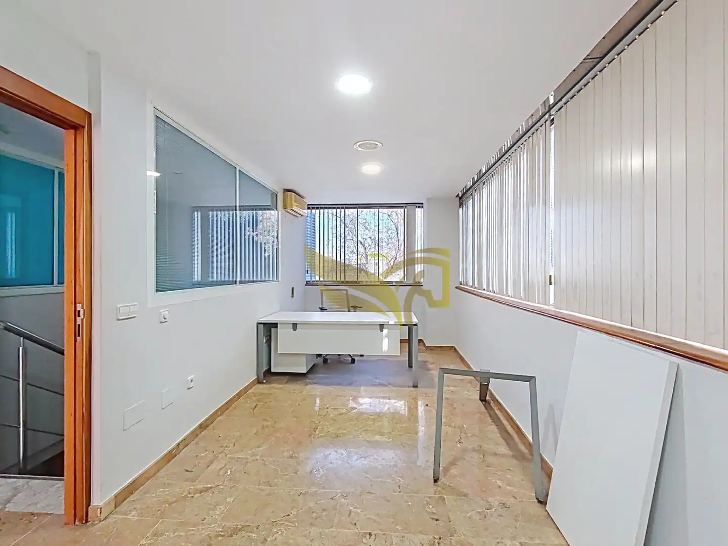Local en venta en Alcantarilla con Aire acondicionado, Amueblado y Internet
