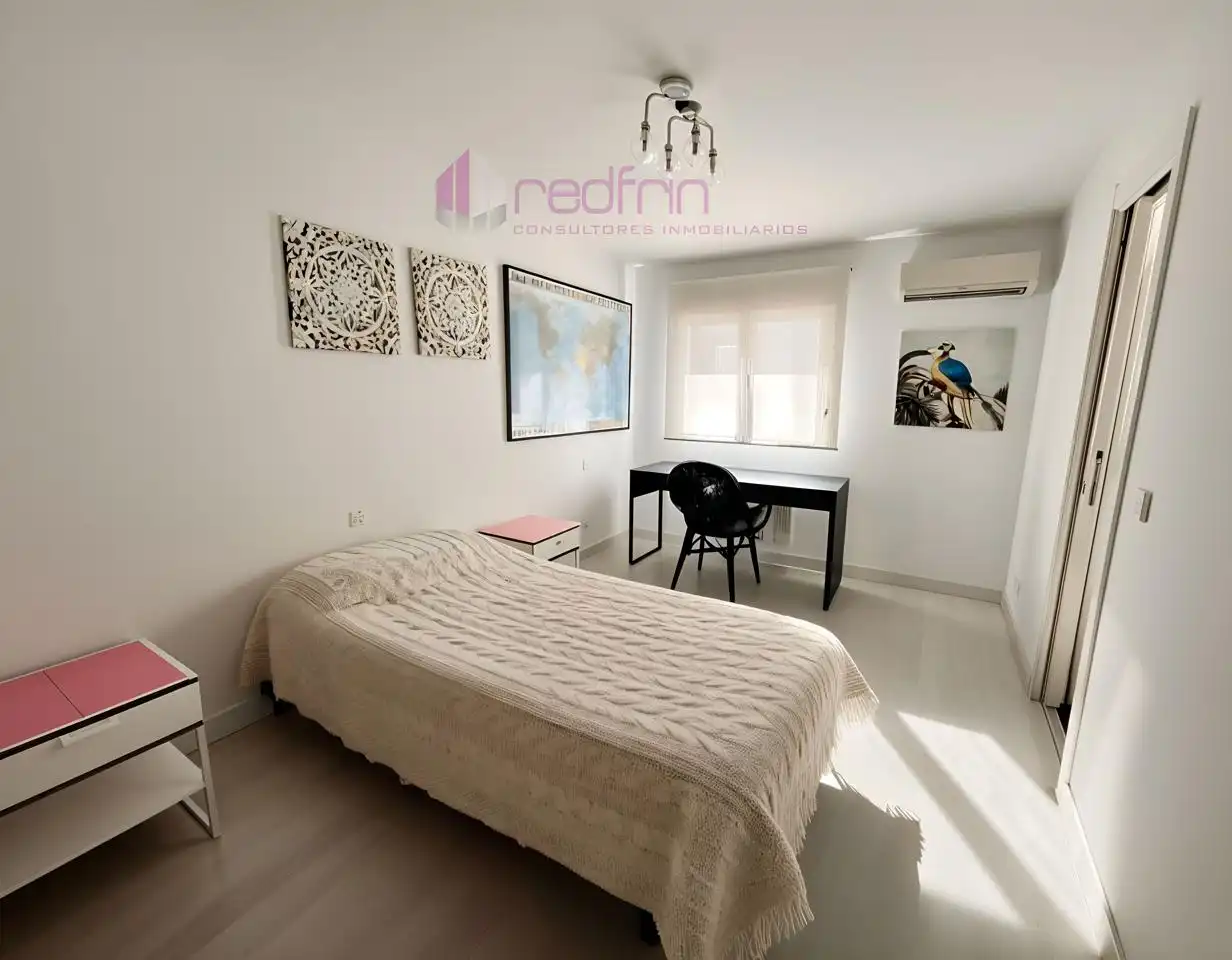 Bedroom of Flat for sale in Madrid  with Air Conditioner