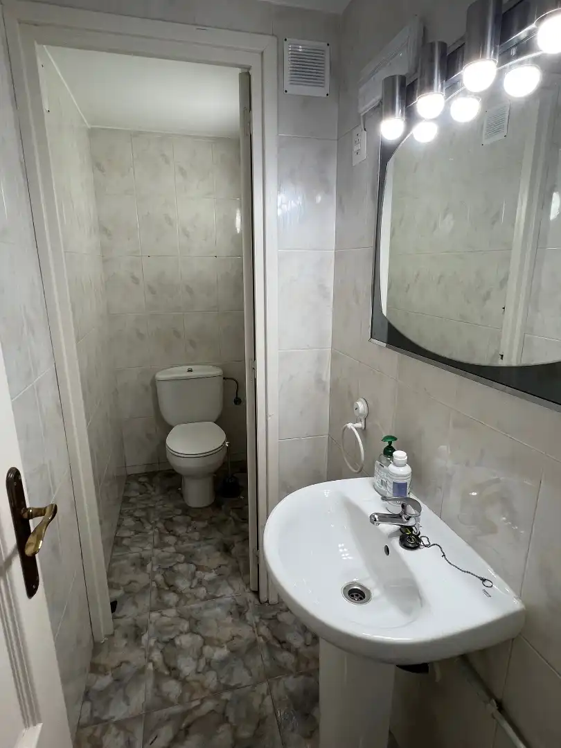 Bathroom of Commercial properties for rent in Sabadell