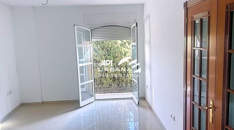 Foto 3 de Piso en venta en Juan Jiménez Cuenca, San Francisco, Lucena