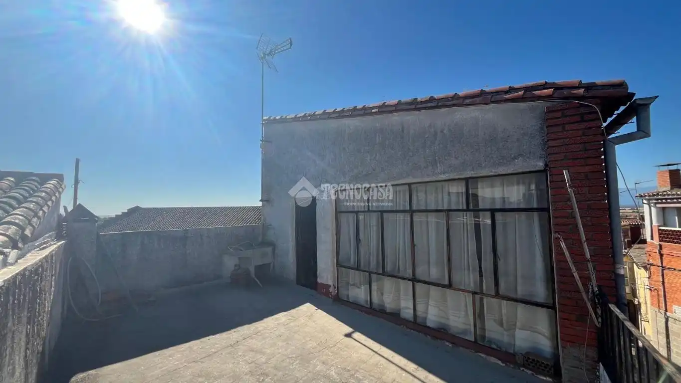 Vista exterior de Casa adosada en venta en Lagartera con Terraza