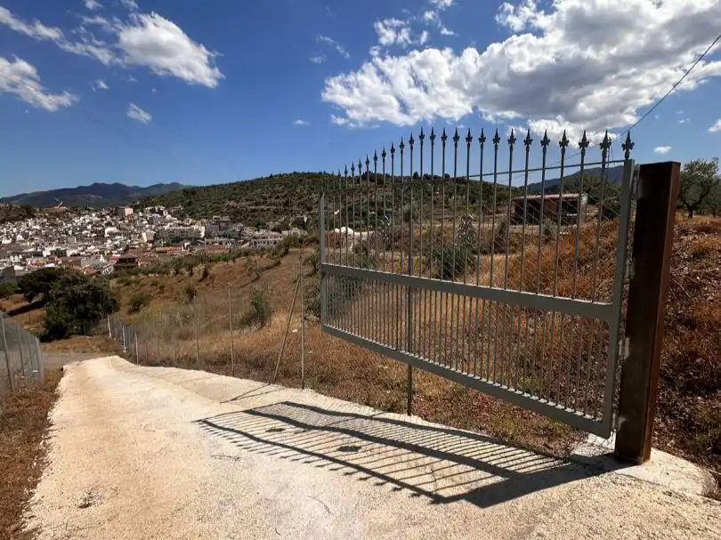 Houses for rent in Guaro  with Terrace and Balcony