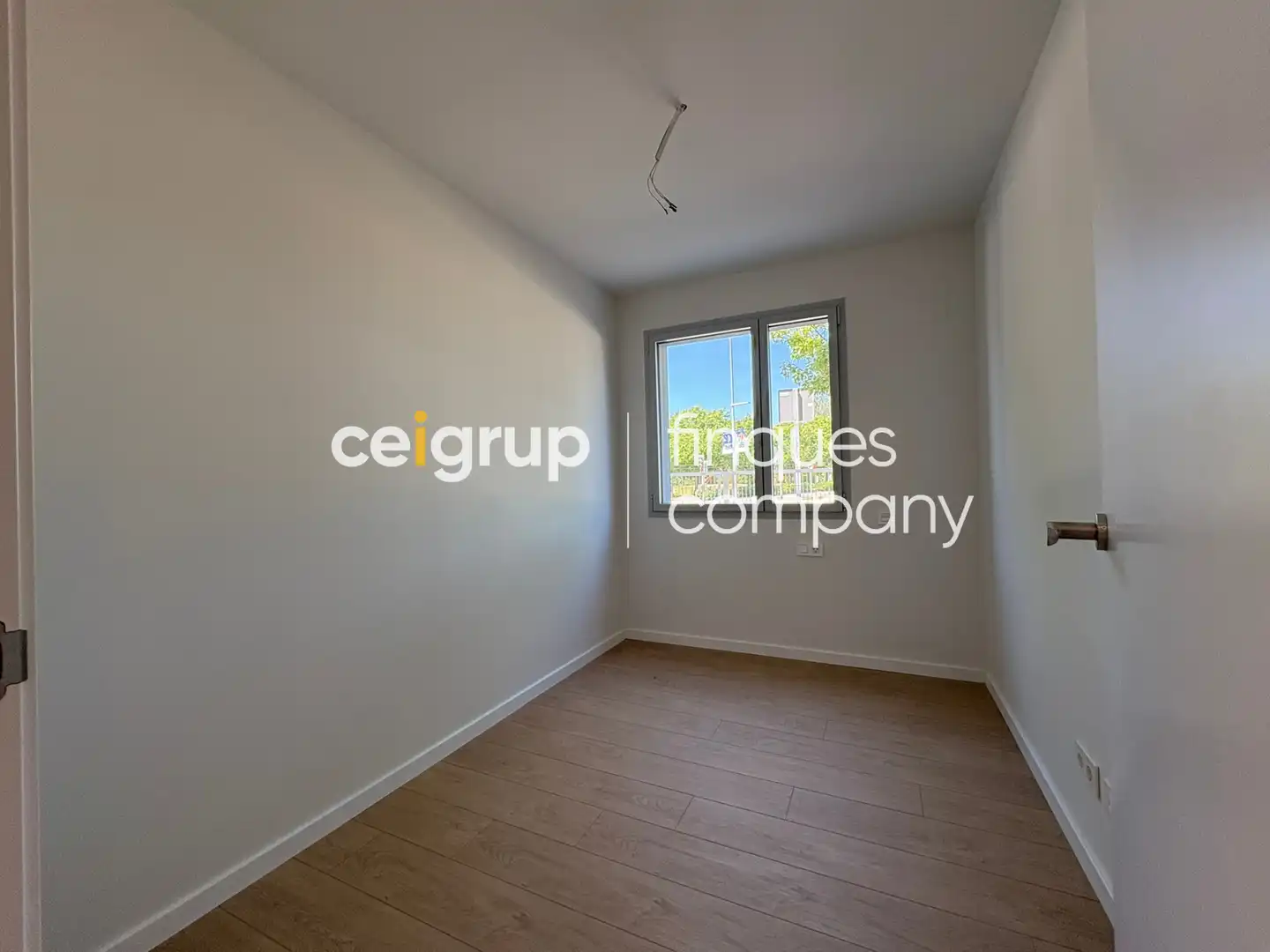 Planta baja en venta en Carrer de Roberto Bolaño Ávalos, Domeny