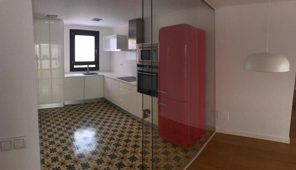 Cuina de Pis de lloguer en  Palma de Mallorca amb Aire condicionat, Jardí privat i Parquet