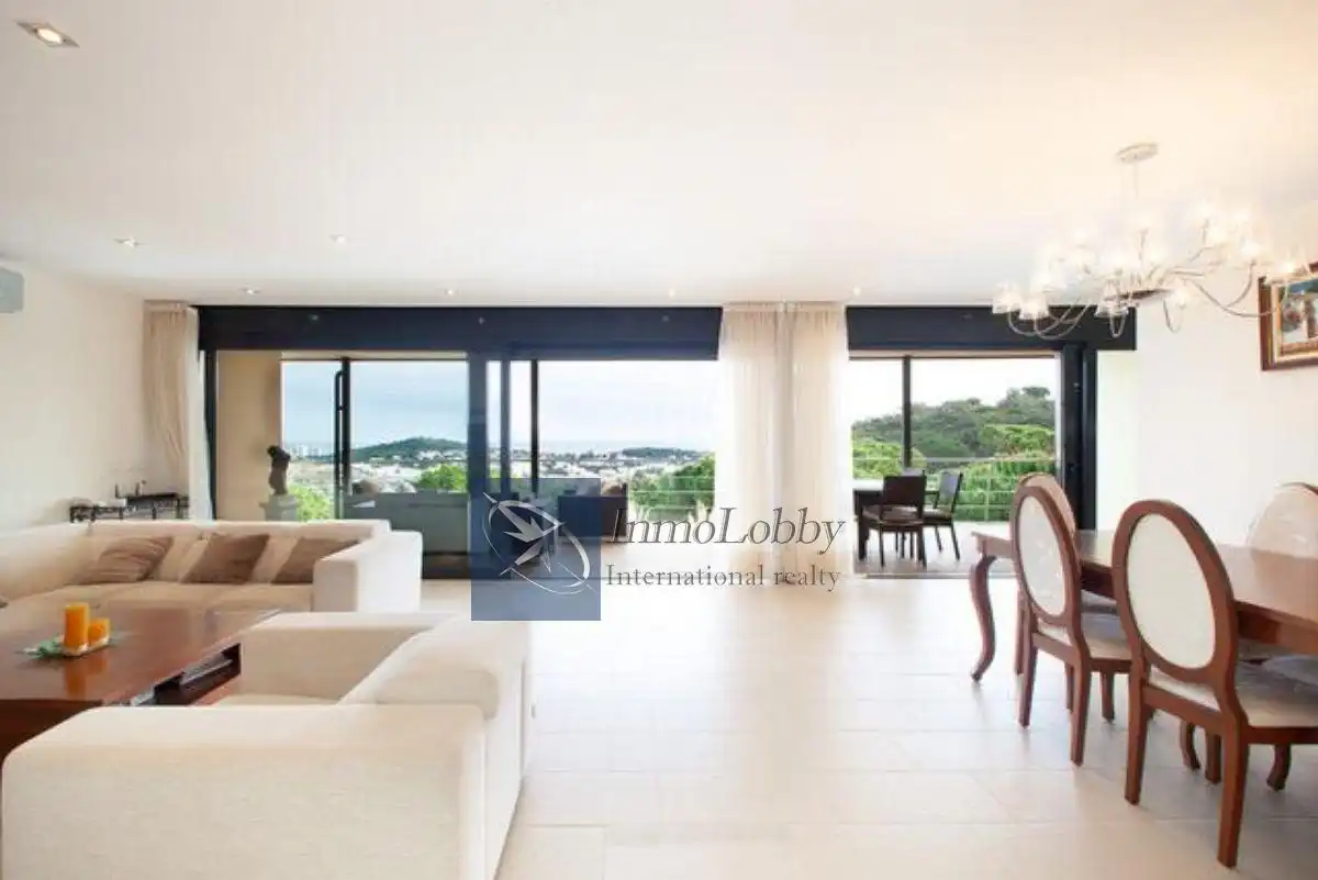 Wohnzimmer von Haus oder Chalet zum Verkauf in Sant Feliu de Guíxols mit Klimaanlage, Heizung und Terrasse