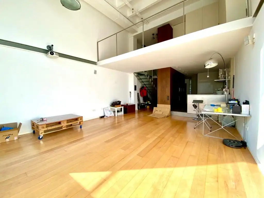Loft mieten mit Kaufoption in Carrer d'Àvila, El Poblenou
