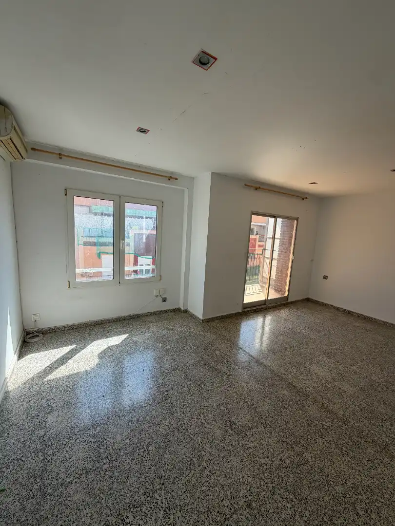 Flat with terrace for sale in Carrer de Sant Joan Bosco 45, imagen 6