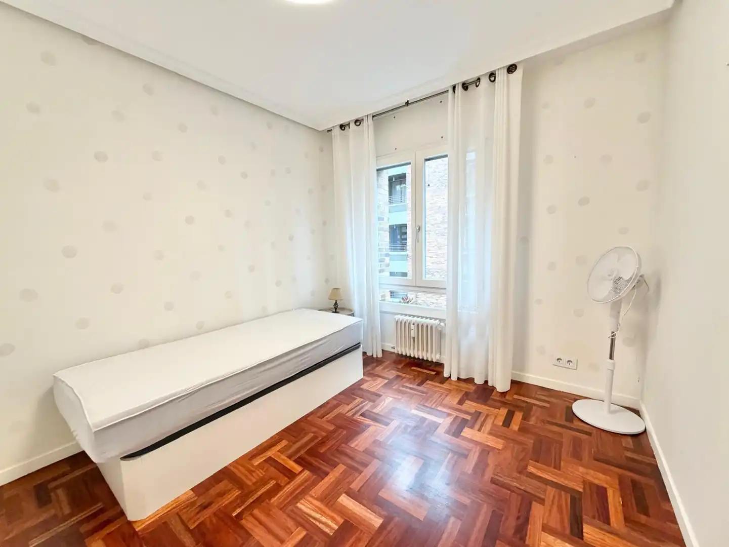 Flat for rent in Logroño - CL GENERAL VARA DEL REY, Gran Via
