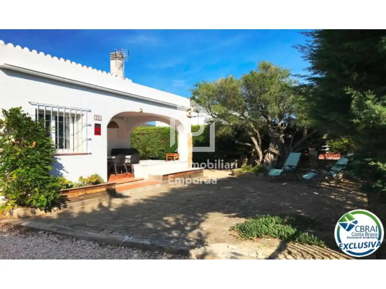 Vista exterior de Casa o chalet en venta en Roses con Aire acondicionado, Terraza y Piscina