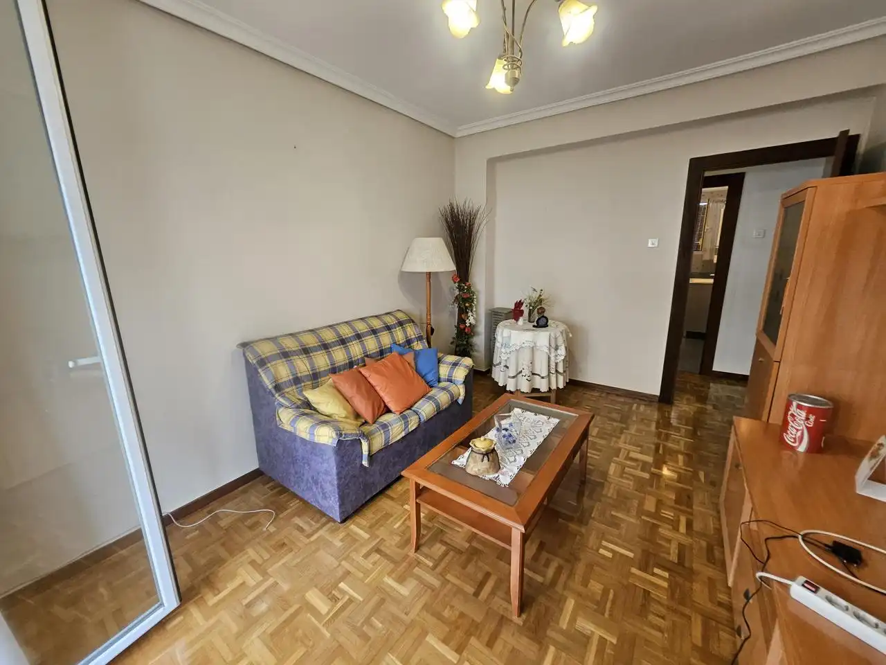 Sala d'estar de Pis en venda en Burlada / Burlata amb Aire condicionat, Calefacció i Parquet