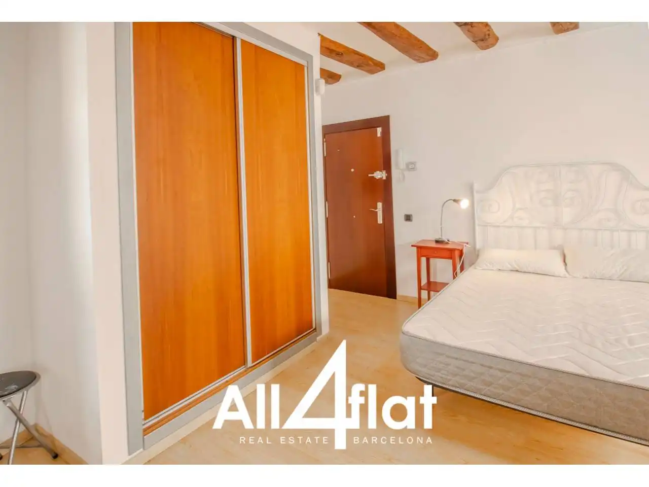 Bedroom of Flat for rent in Barcelona  with Heating, Parquet flooring and Furnished
