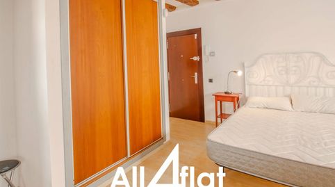 Photo 2 of Flat for rent in Calle Picalquers, El Raval, Barcelona Capital