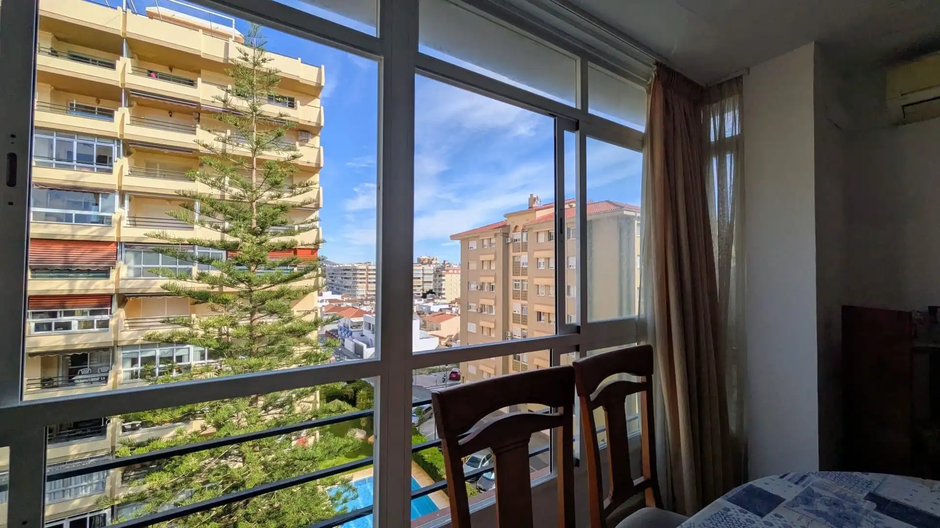 Apartamento con piscina en alquiler en Los Boliches, imagen 17