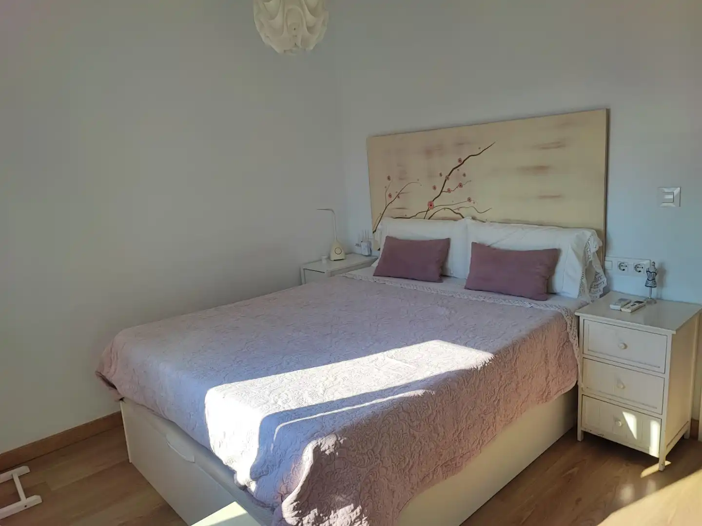 Schlafzimmer von Dachboden zum Verkauf in Tarragona mit Klimaanlage, Heizung und Parkett