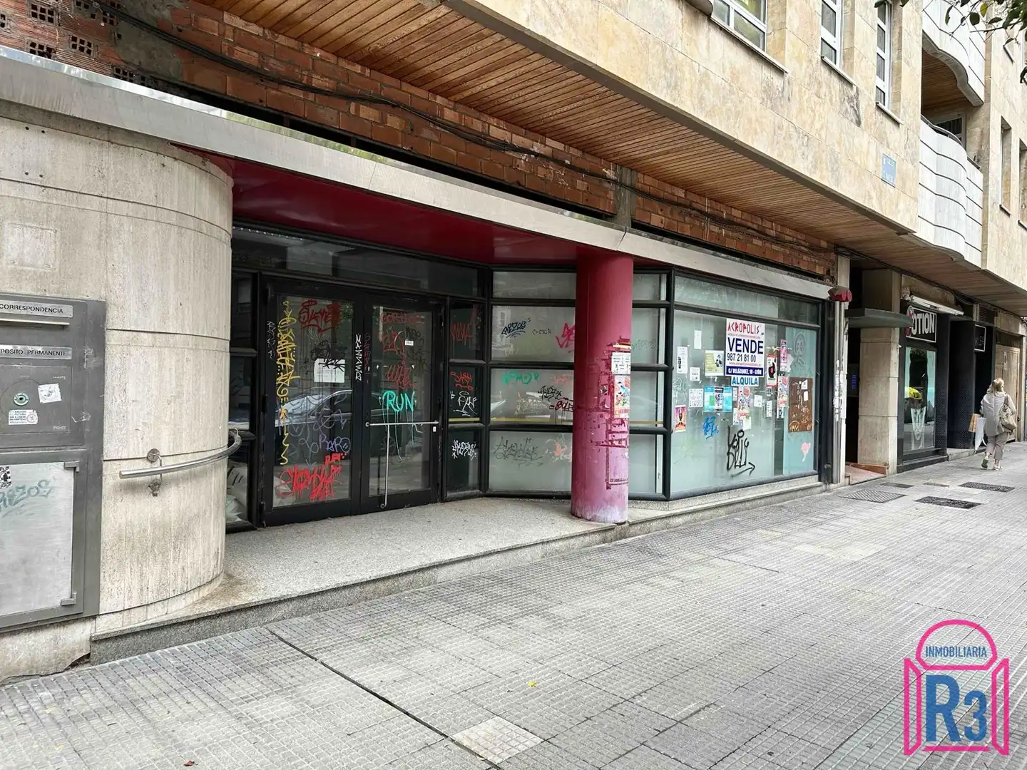 Local comercial en venda a Covadonga, imagen 2