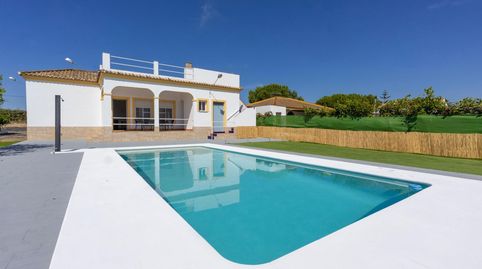Foto 4 de Casa o chalet en venta en Puñanillas, 45, La Puebla del Río, Sevilla