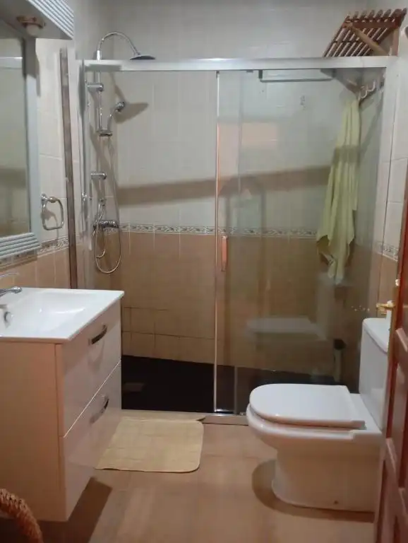 Bany de Casa o xalet en venda en Busquístar amb Terrassa i Moblat