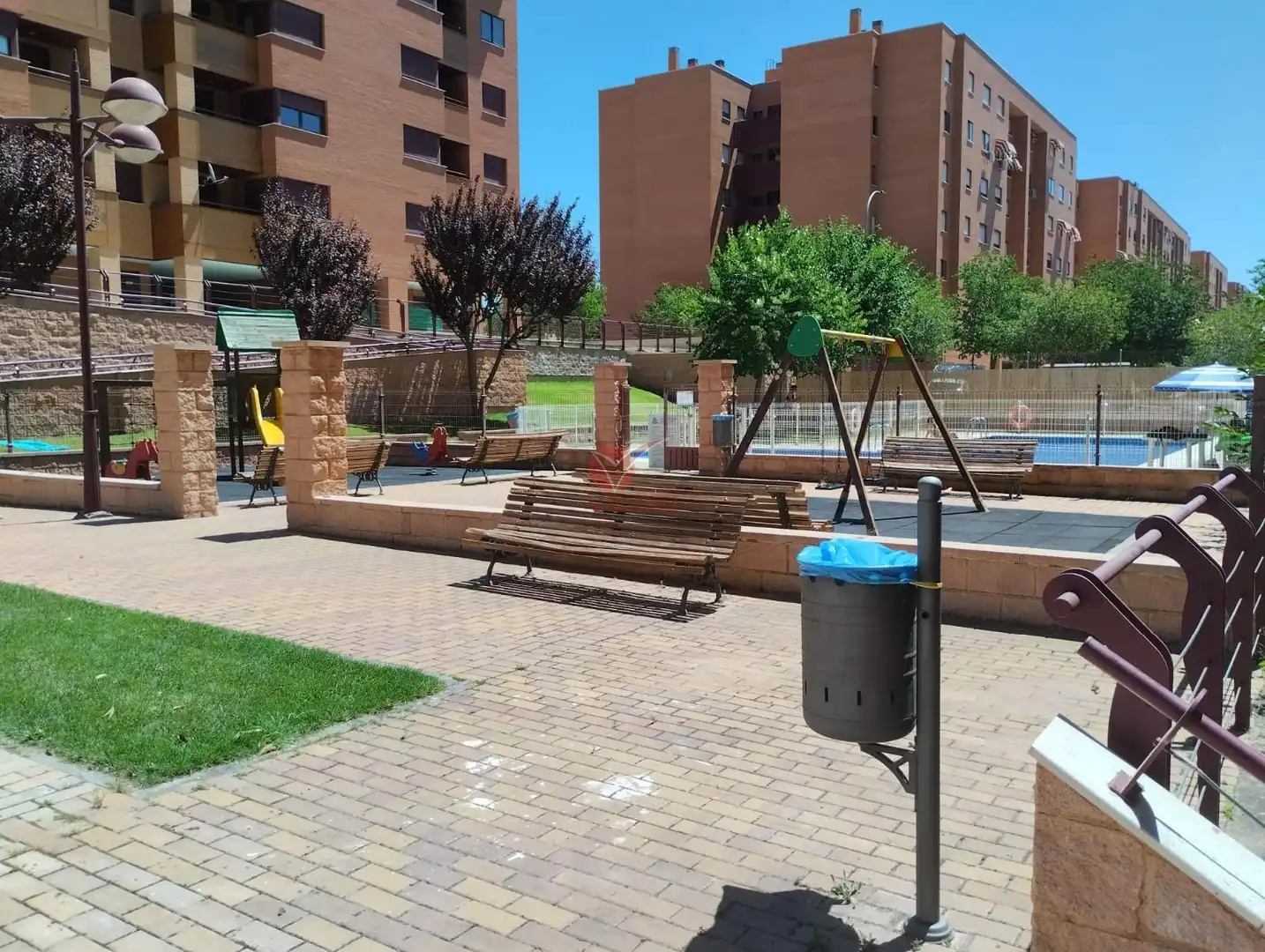Parking de Piso en venta en Cuenca con Calefacción, Terraza y Trastero