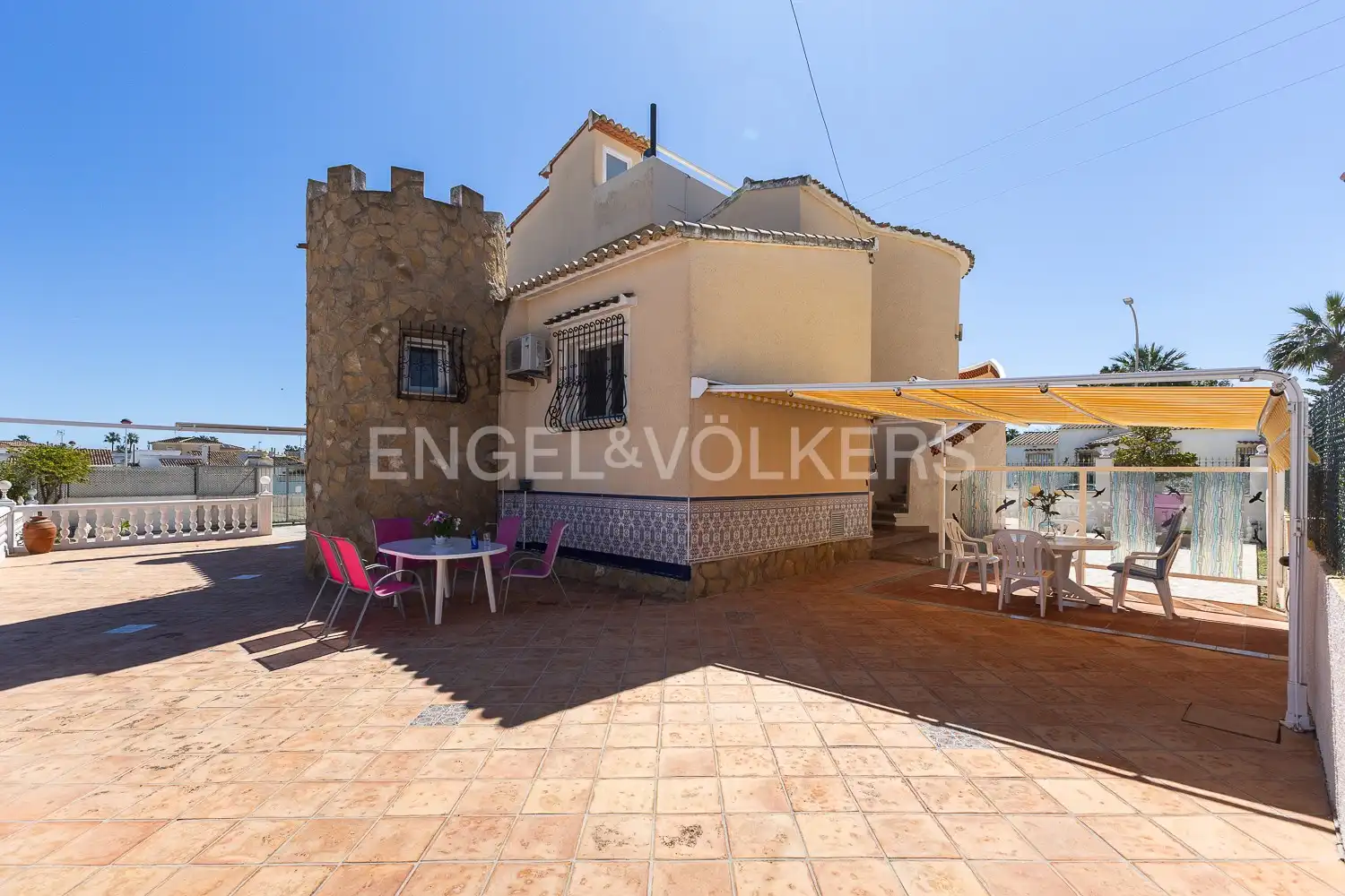 Terraza de Finca rústica en venta en Els Poblets con Aire acondicionado, Calefacción y Jardín privado