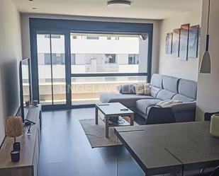 Sala d'estar de Apartament de lloguer en  Madrid Capital amb Aire condicionat, Terrassa i Piscina