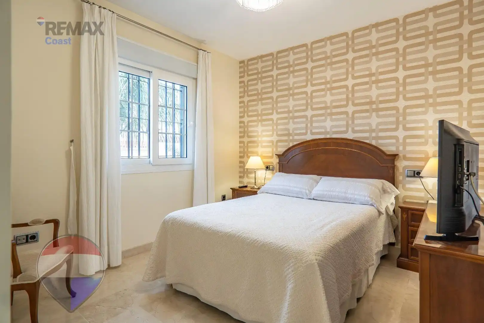 Schlafzimmer von Einfamilien-Reihenhaus zum Verkauf in Torremolinos mit Klimaanlage, Heizung und Terrasse