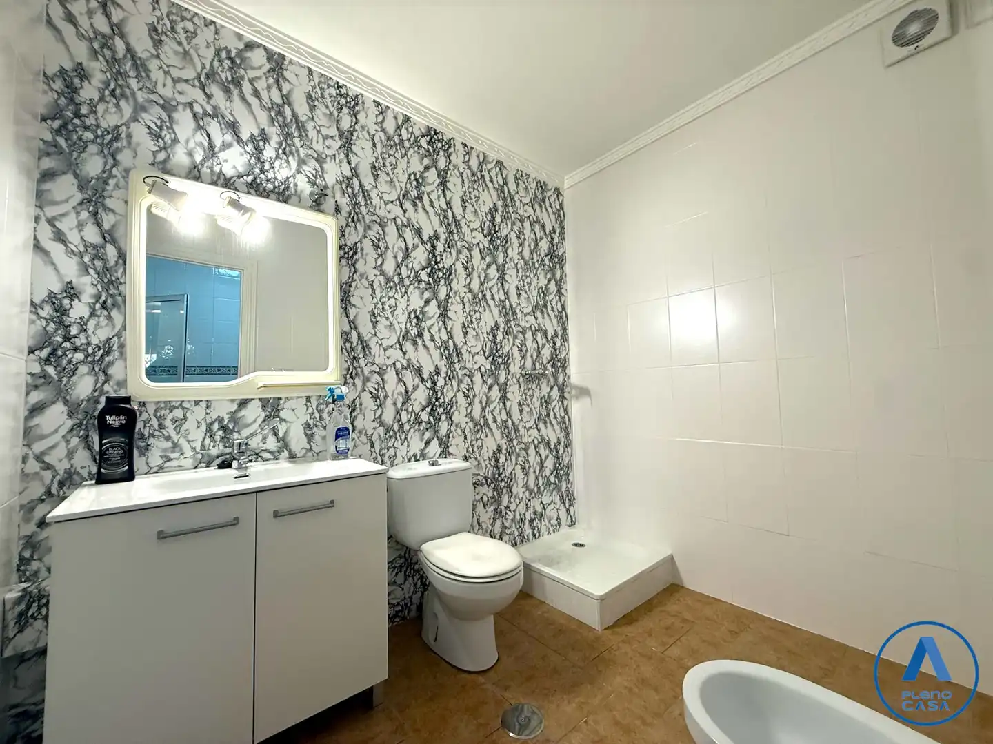 Baño de Local en venta en Mijas con Aire acondicionado y Amueblado
