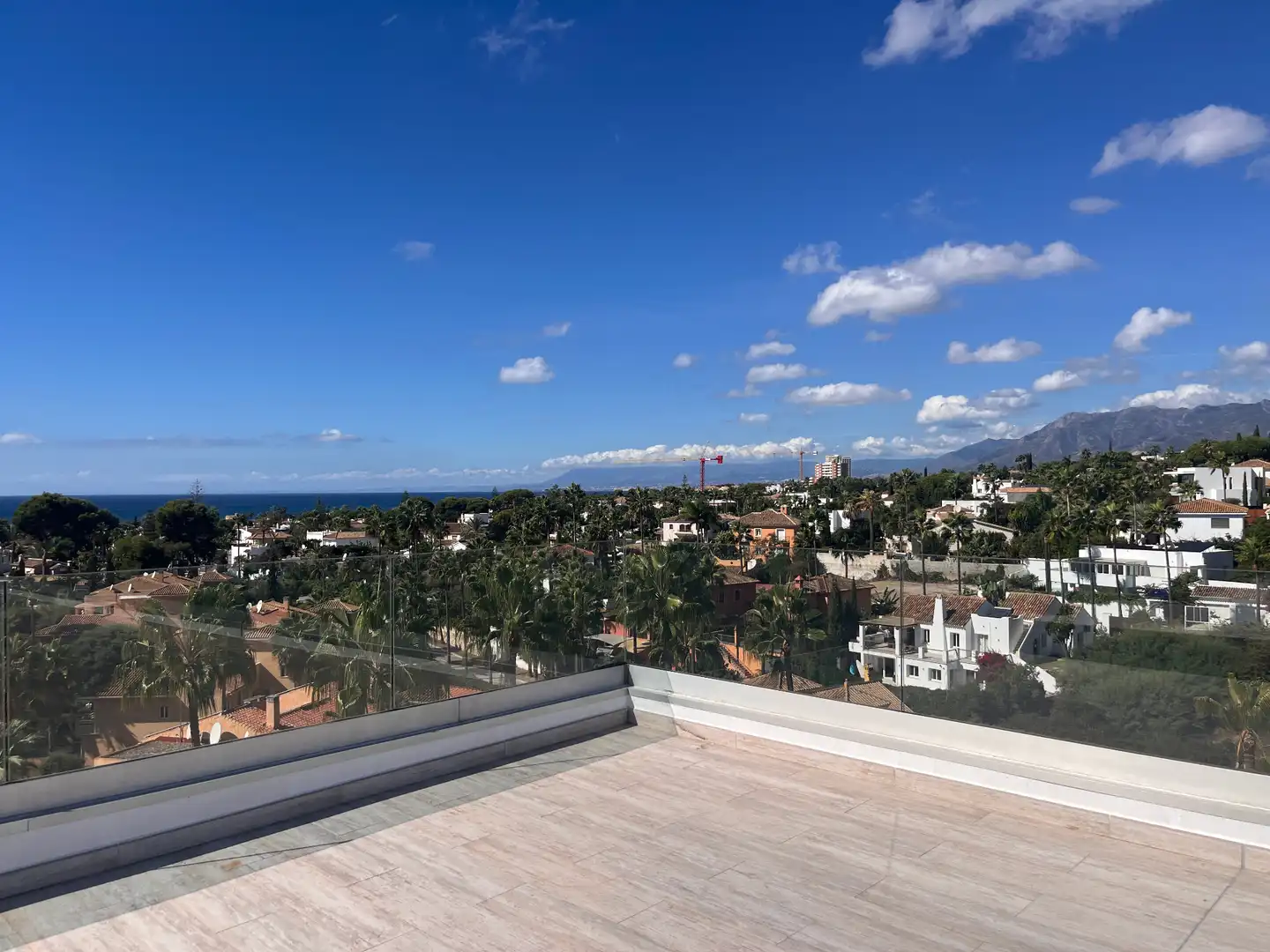 Attic for rent in Marbella, Málaga