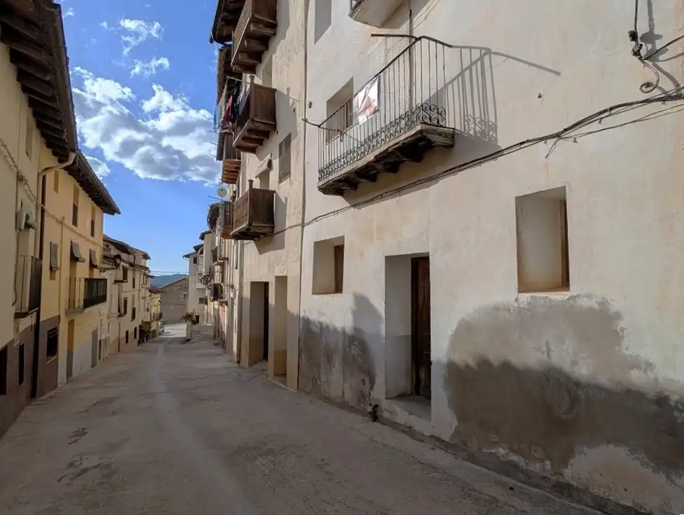 Vista exterior de Dúplex en venta en Peñarroya de Tastavins