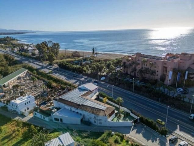 Exterior view of Building for sale in Estepona