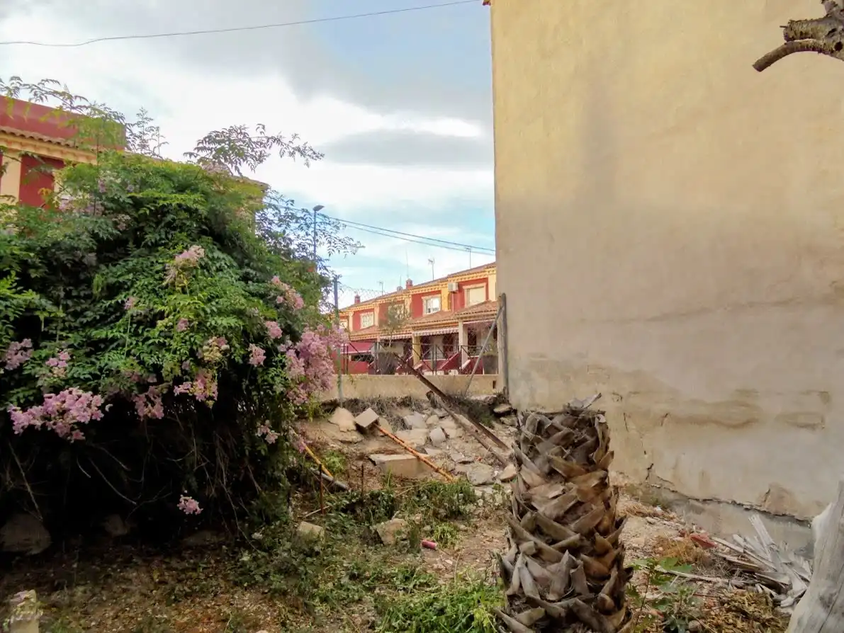 Residential land for sale in Calle Canal De Riego, imagen 3